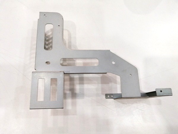 鈑金加工行業(yè)前景：設(shè)備、市場(chǎng)、管理縱向比較